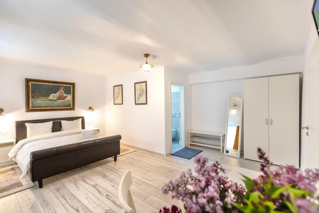 Casa Atanasiu -Adult Only Hotel Brasov Exterior photo